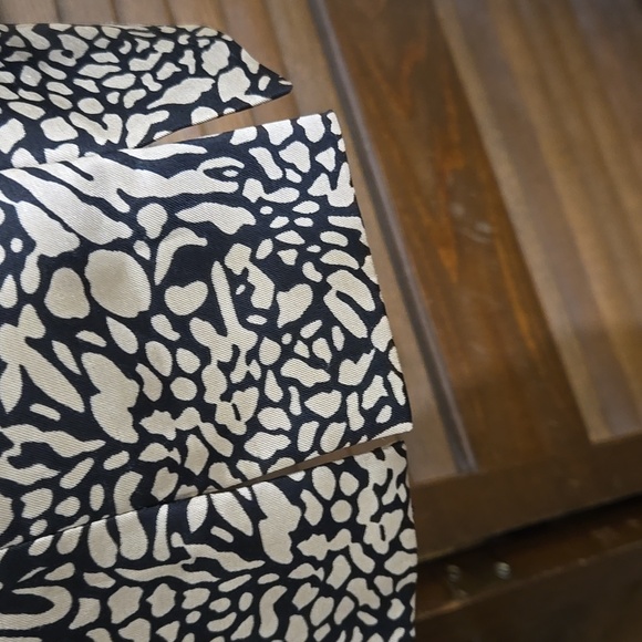 Le Suit jacket like new condition - Picture 7 of 10